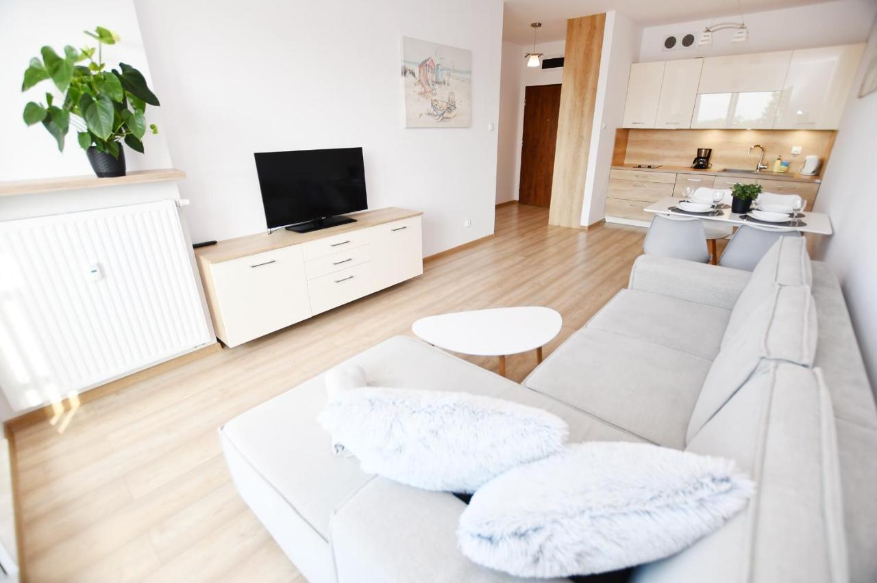 Apartament Solna C506 코워브제크 외부 사진